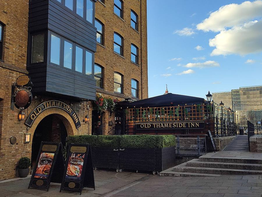 Old Thameside Inn