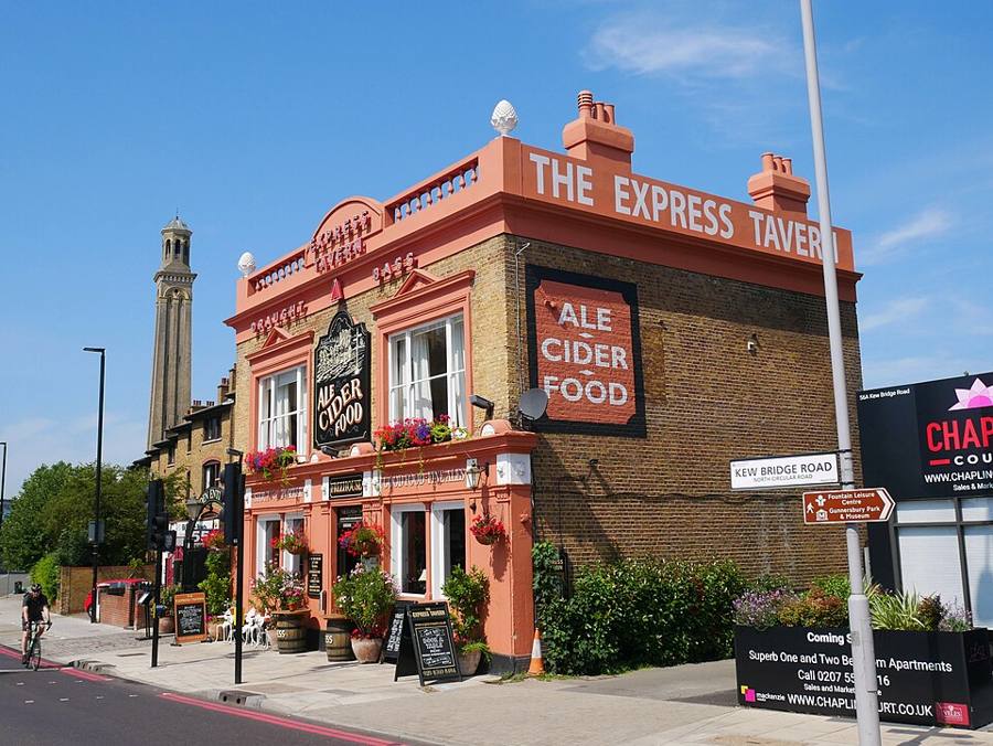 The Express Tavern