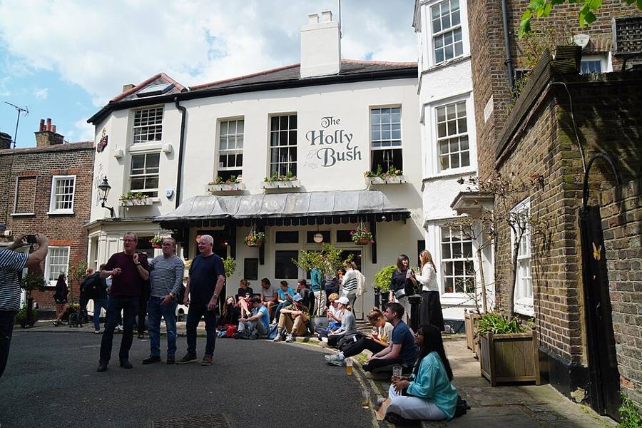 The Holly Bush